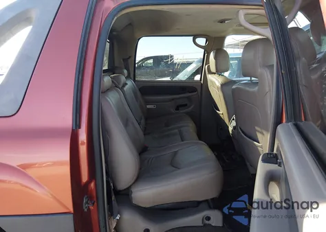 2003 Chevrolet Avalanche 1500 из США, поврежденный, VIN 3GNEK13T83G107963